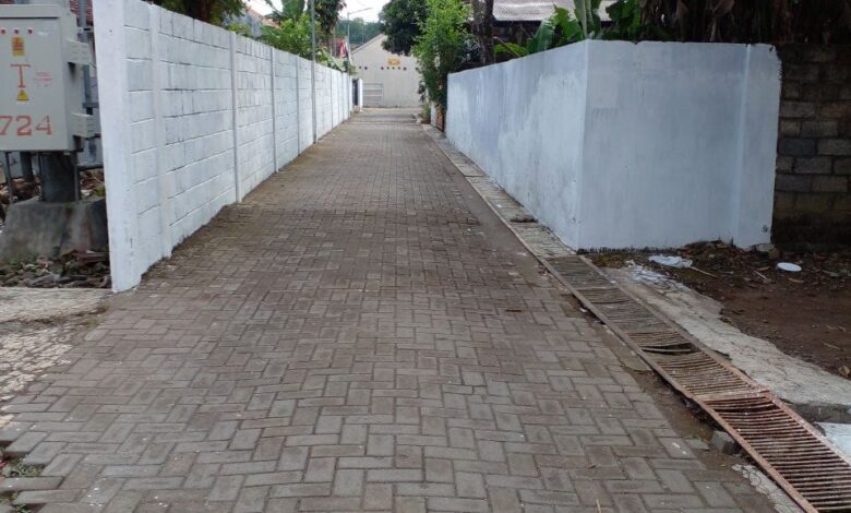Kerja Bakti Jalan Menuju Ma'had (Gang V)